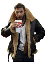 سترة من صوف الأغنام لإطلالة أنيقة ومريحة