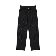 بنطال جينز مستقيم الساق مطرز بنيران