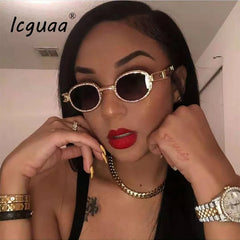 نظارات شمسية من طراز ستيم بانك مرصعة بالماس