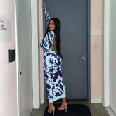 فستان صيفي مطبوع بنمط الشارع