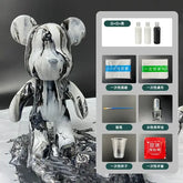 الدب الإماراتي المصنوع من الفينيل