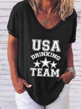 قميص نسائي مطبوع عليه عبارة "USA Drinking Team".
