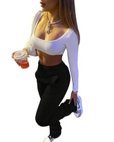 أزياء الشارع من البناطيل المتراصة