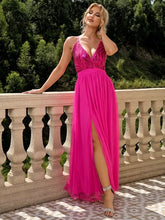 فستان ماكسي بدون ظهر وفتحة رقبة على شكل حرف V