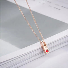 قلادة قفل القلب الذهبية