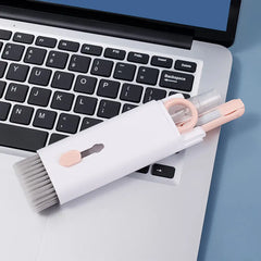 أداة العناية بالأدوات