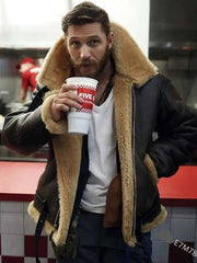 سترة من صوف الأغنام لإطلالة أنيقة ومريحة