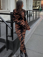 فساتين ضيقة مثيرة وعصرية