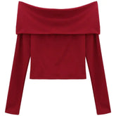 قميص نسائي ضيق بأكمام طويلة ورقبة مائلة