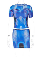 طقم من قطعتين من التنانير الضيقة القابلة للتمدد