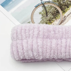 عصابة رأس أنيقة بتصميم تاج التنظيف