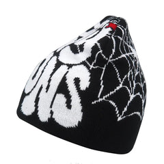 قبعة بيني محبوكة