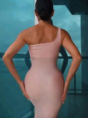 ملابس داخلية للتحكم في البطن