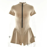 جمبسوت نسائي برقبة دائرية وأكمام قصيرة