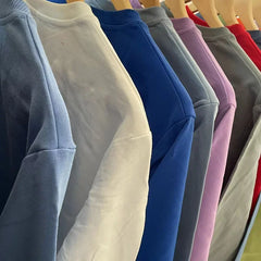 سويت شيرتات بطبعة بوصلة مطرزة لفصل الشتاء