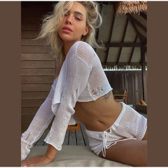 طقم شورت وقميص قصير للشاطئ