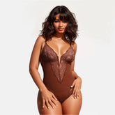 بدلة جسم بفتحة رقبة على شكل حرف V