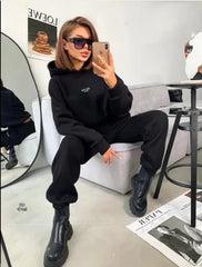 بدلة كاجوال نسائية من الصوف المحبوك