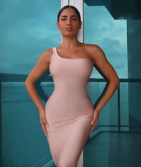 ملابس داخلية للتحكم في البطن