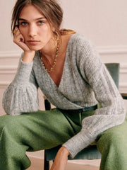 بلوزة كلاسيكية من سويتر