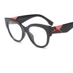 نظارات نسائية قديمة