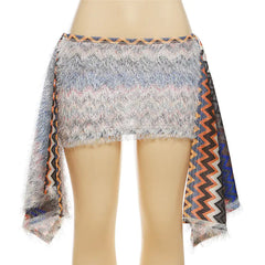 تنورة قصيرة أنيقة من الشيفون