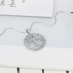 قلادة شجرة الحياة السلتية