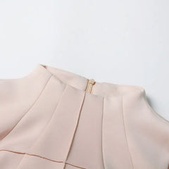 فستان بدون أكمام