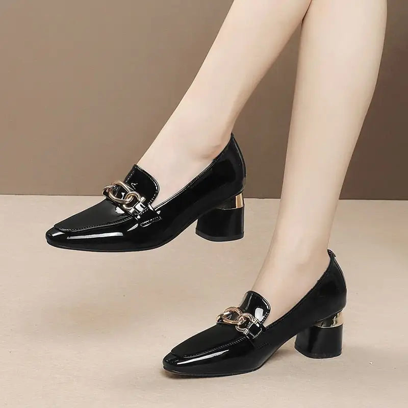 Metal Elegance Lily Shoe