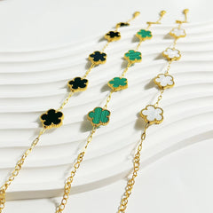 سوار على شكل زهرة البرسيم ذات الوجهين