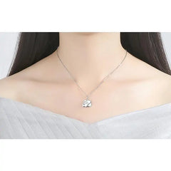 قلادة فيل من الفضة الاسترلينية