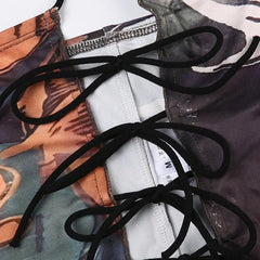 قميص داخلي مطبوع بفتحة عنق على شكل كامي