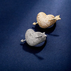 زوجان من أسهم القلب الصغيرة