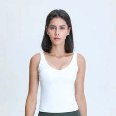 بلوزة بدون أكمام عصرية