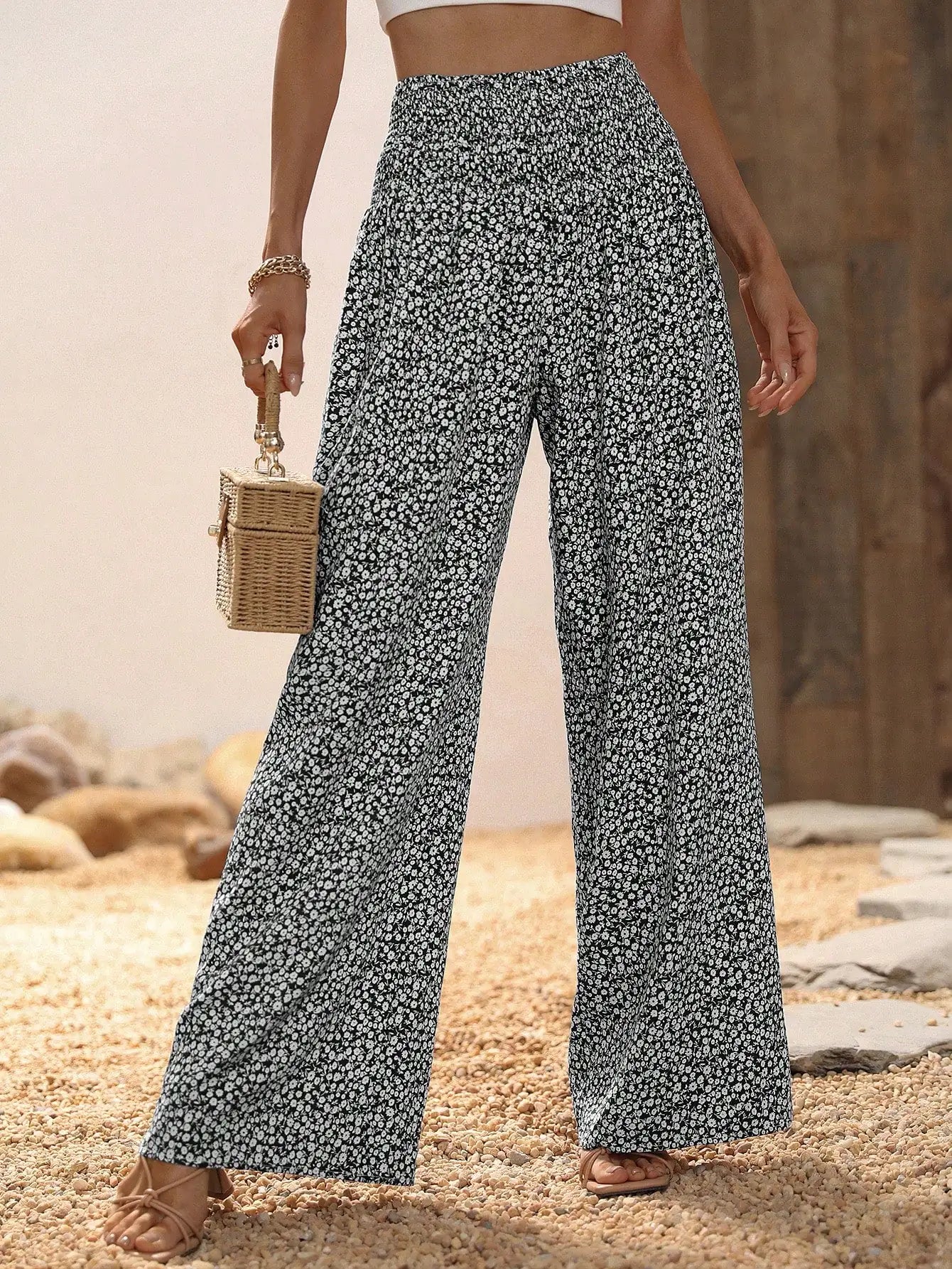 VCAY Ditsy Floral Wide Leg Pants