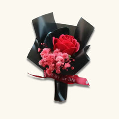 زهور الحب الصغيرة