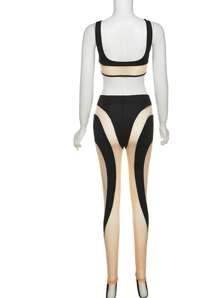 ملابس نسائية من نوع Jumpsuit Baddie