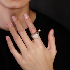 زوجان من أسهم القلب الصغيرة