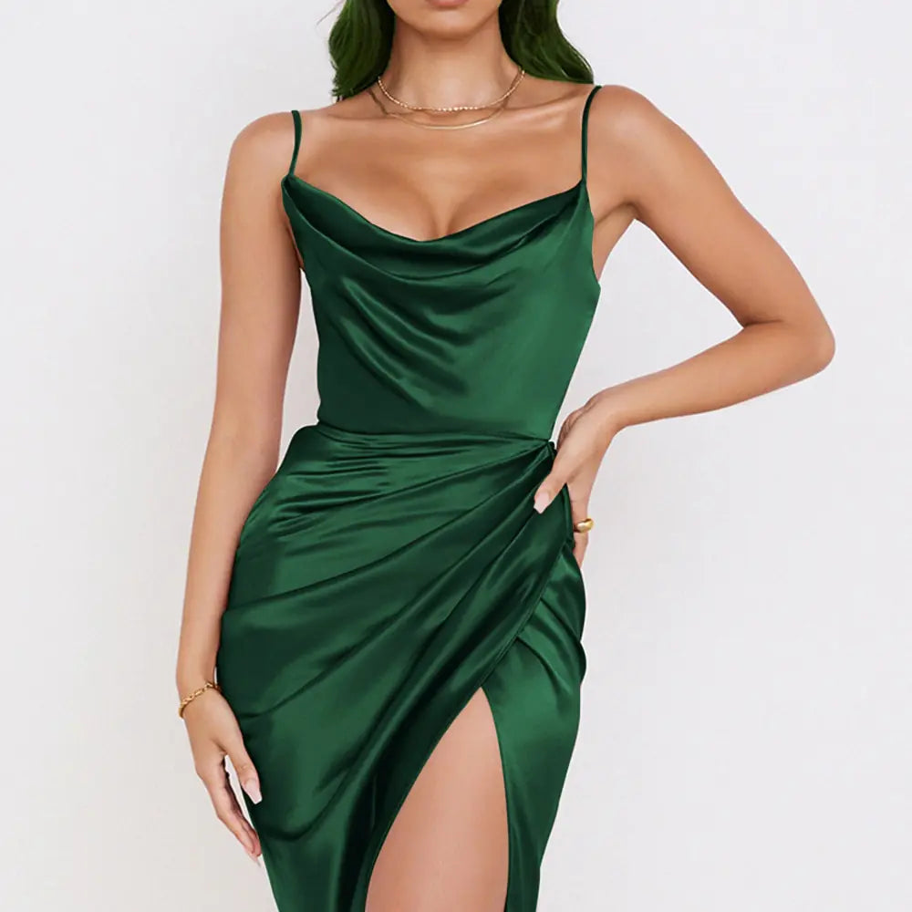 حبال مزاجه طيات اللباس