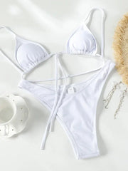 بيكيني رينابي بطبعات الأزهار 2024