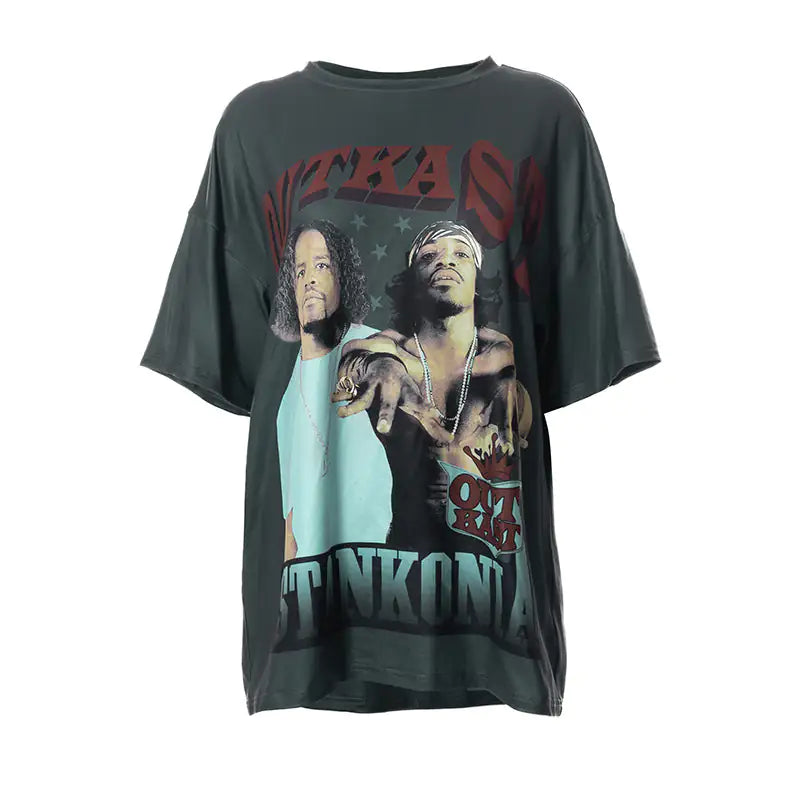 تي شيرت Outkast كبير الحجم