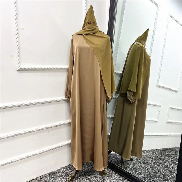 الحجاب اللباس العبايات للنساء