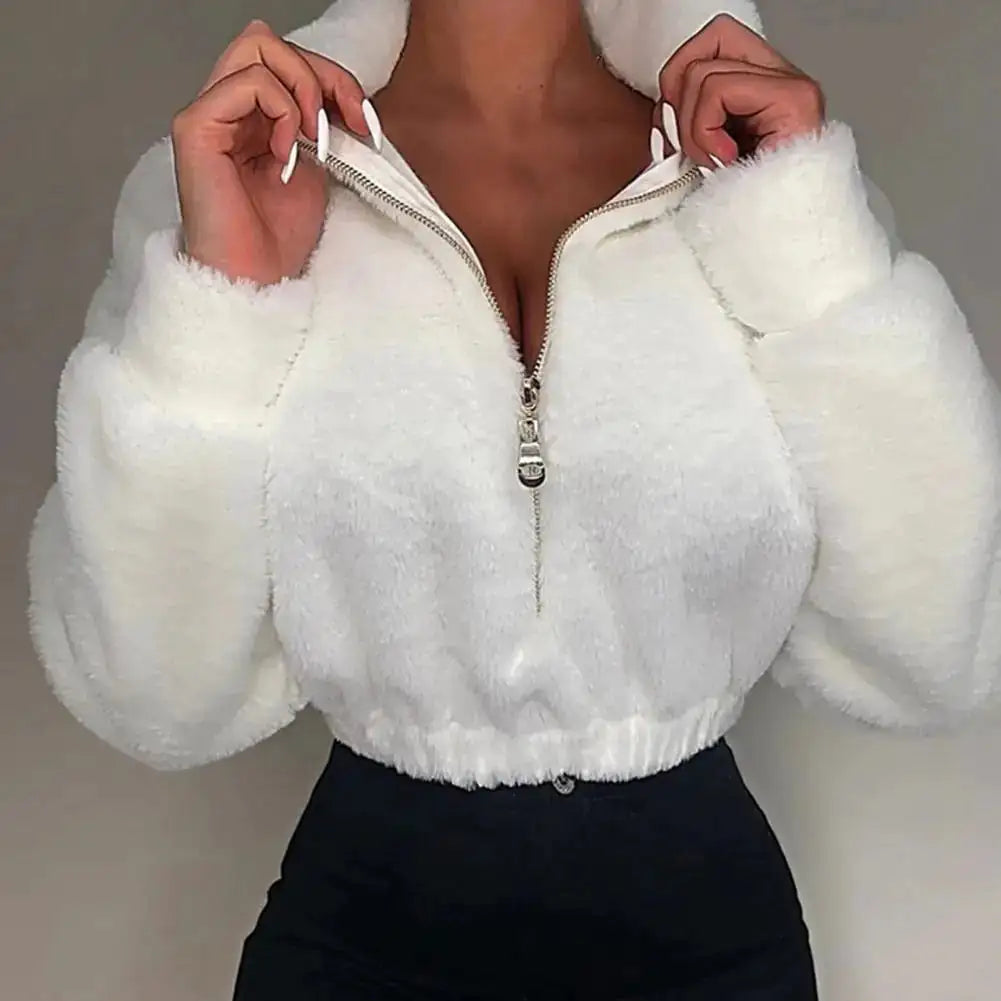 بلوفر فاخر من Fuzzy