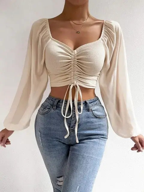بلوزة قصيرة عصرية