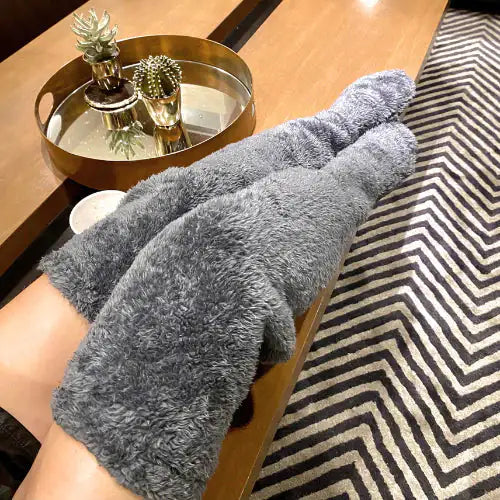 Cozy Fluff ™ - Premium Fuzzy Socks