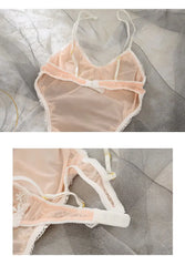 مجموعة خادمة الأرنب الوردية الشفافة الغريبة