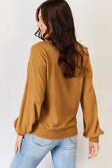 تي شيرت CozyChic بأكمام طويلة