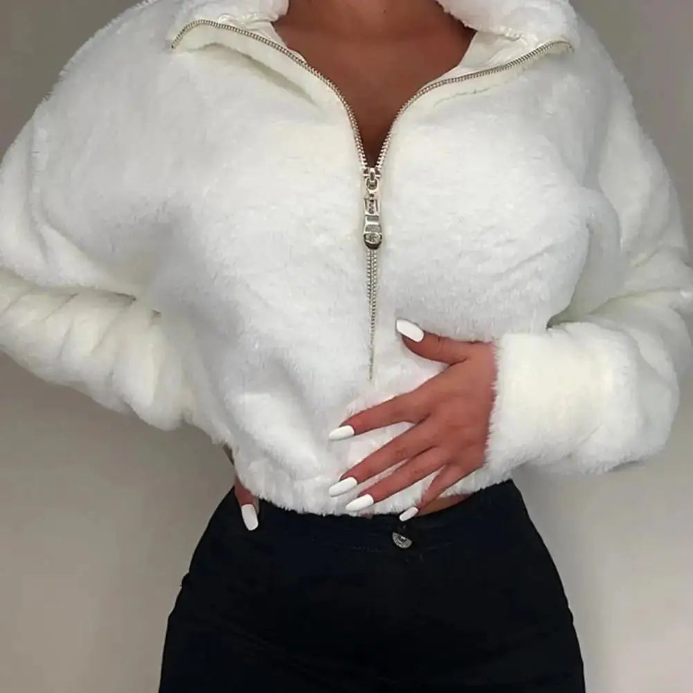 بلوفر فاخر من Fuzzy