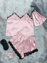 طقم بيجامة من Lace Dreams