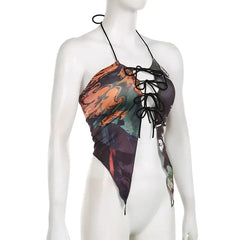 قميص داخلي مطبوع بفتحة عنق على شكل كامي